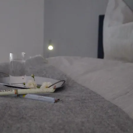 Liebevoll Eingerichtete Ferienwohnung Am Rande Von Berlin 公寓 *