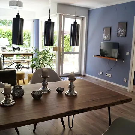 Liebevoll Eingerichtete Ferienwohnung Am Rande Von Berlin 公寓
