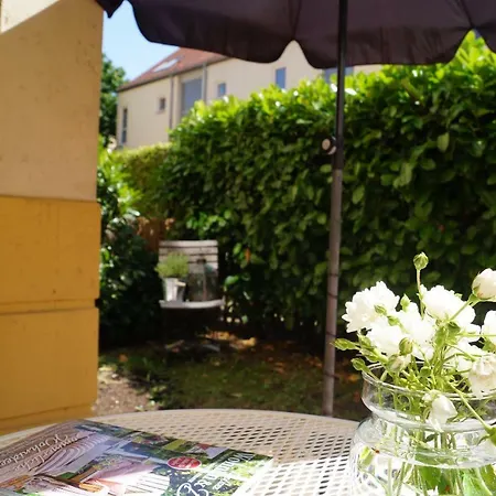 公寓 Liebevoll Eingerichtete Ferienwohnung Am Rande Von Berlin *